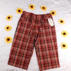 🌻 White Stag Red Plaid Capri